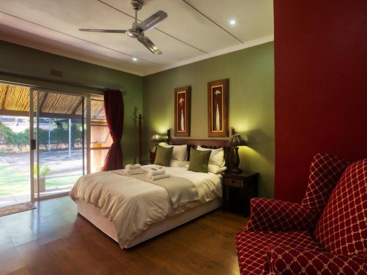 Purple Gecko Guesthouse Lydenburg Exterior foto