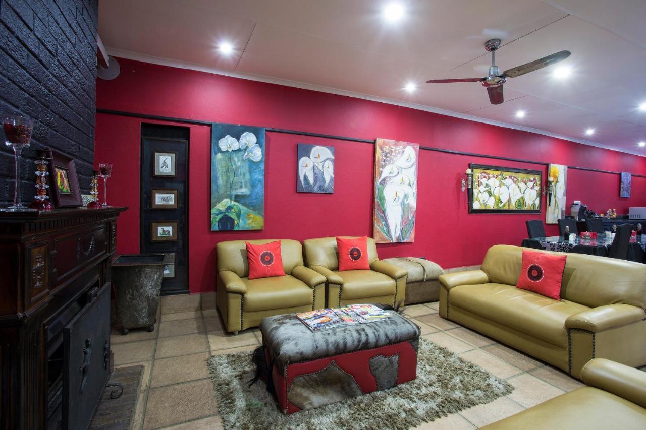 Purple Gecko Guesthouse Lydenburg Exterior foto