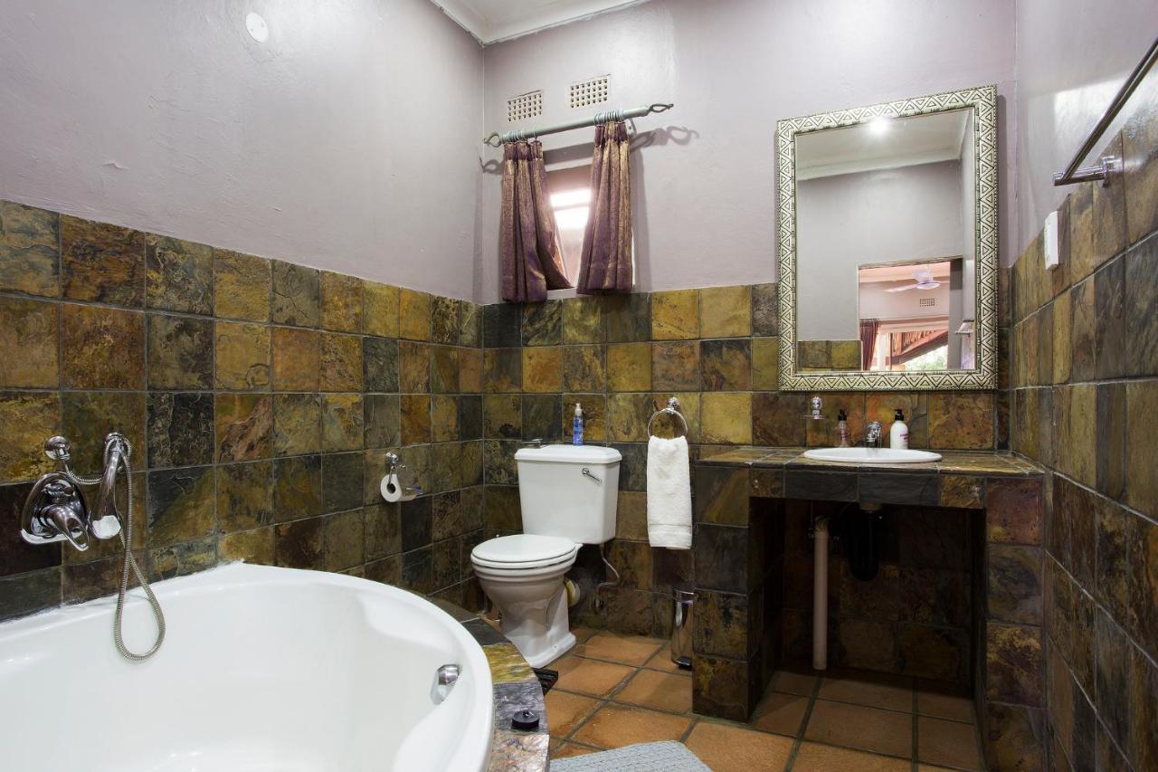 Purple Gecko Guesthouse Lydenburg Exterior foto