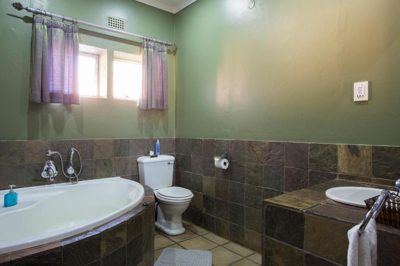 Purple Gecko Guesthouse Lydenburg Exterior foto