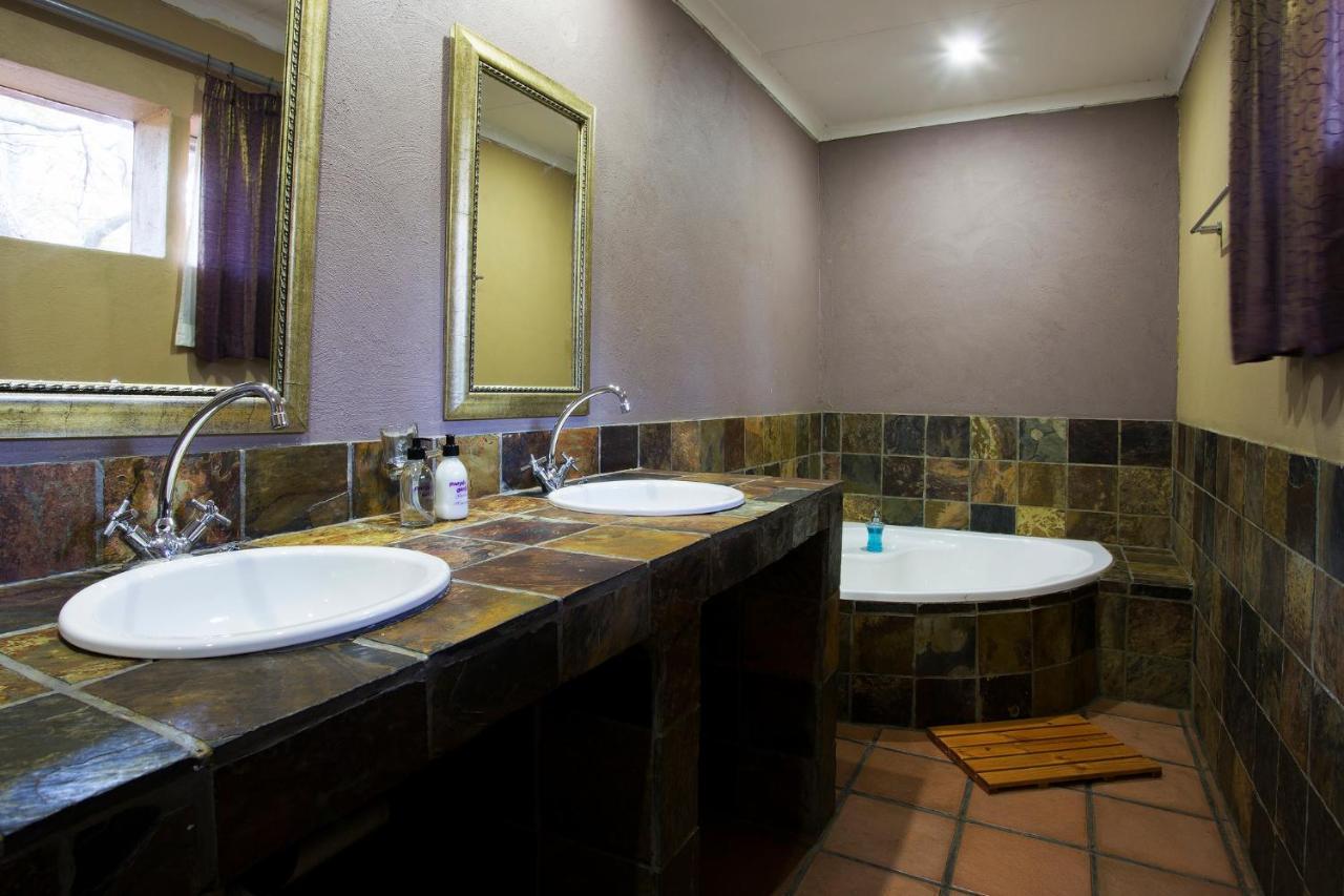 Purple Gecko Guesthouse Lydenburg Exterior foto