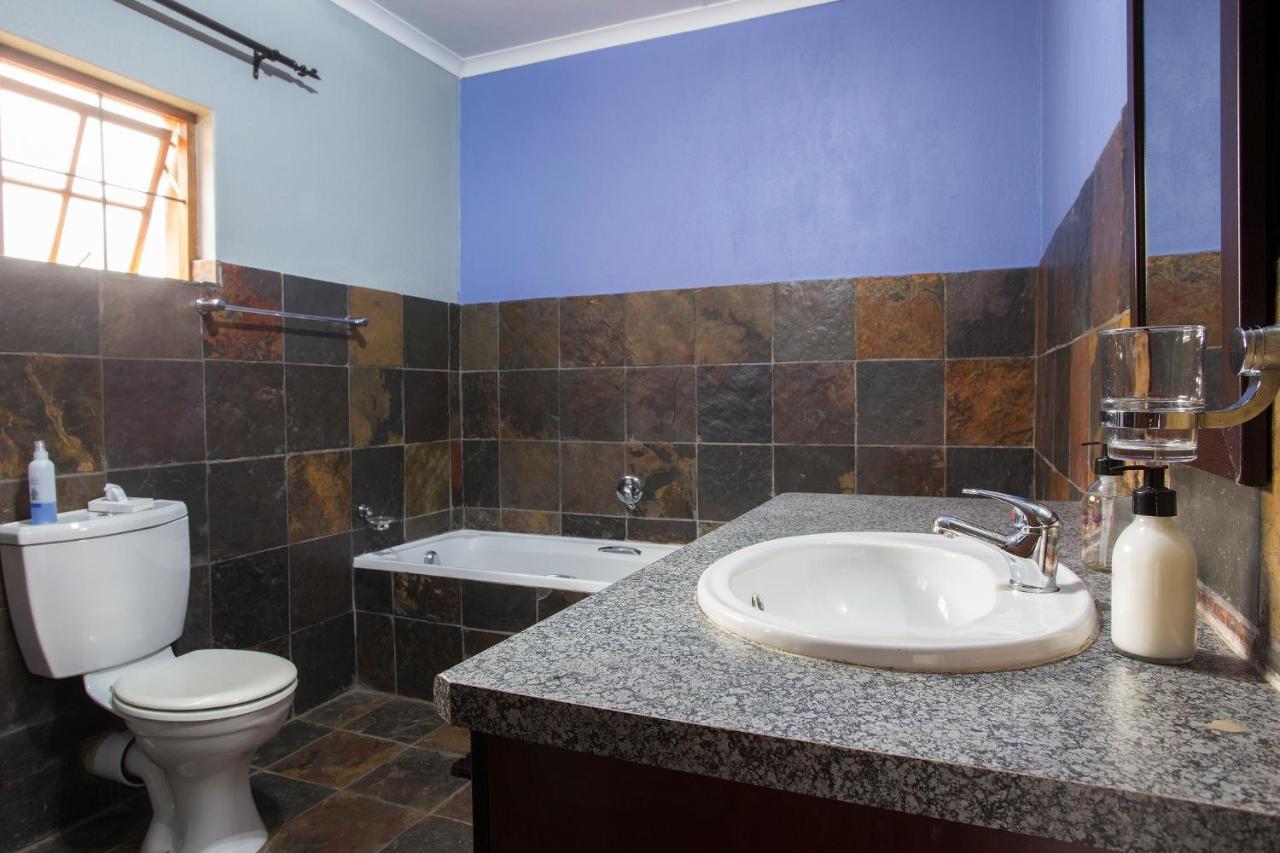 Purple Gecko Guesthouse Lydenburg Exterior foto
